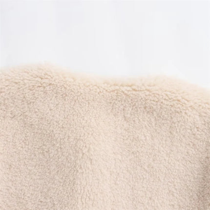 Sherpa-Lyhyt Muistinnilaukeisvarustettu Takki / Naisten - Beige