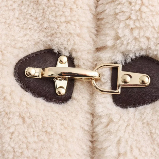 Sherpa-Lyhyt Muistinnilaukeisvarustettu Takki / Naisten - Beige